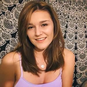 Meet your Posher, Quinn